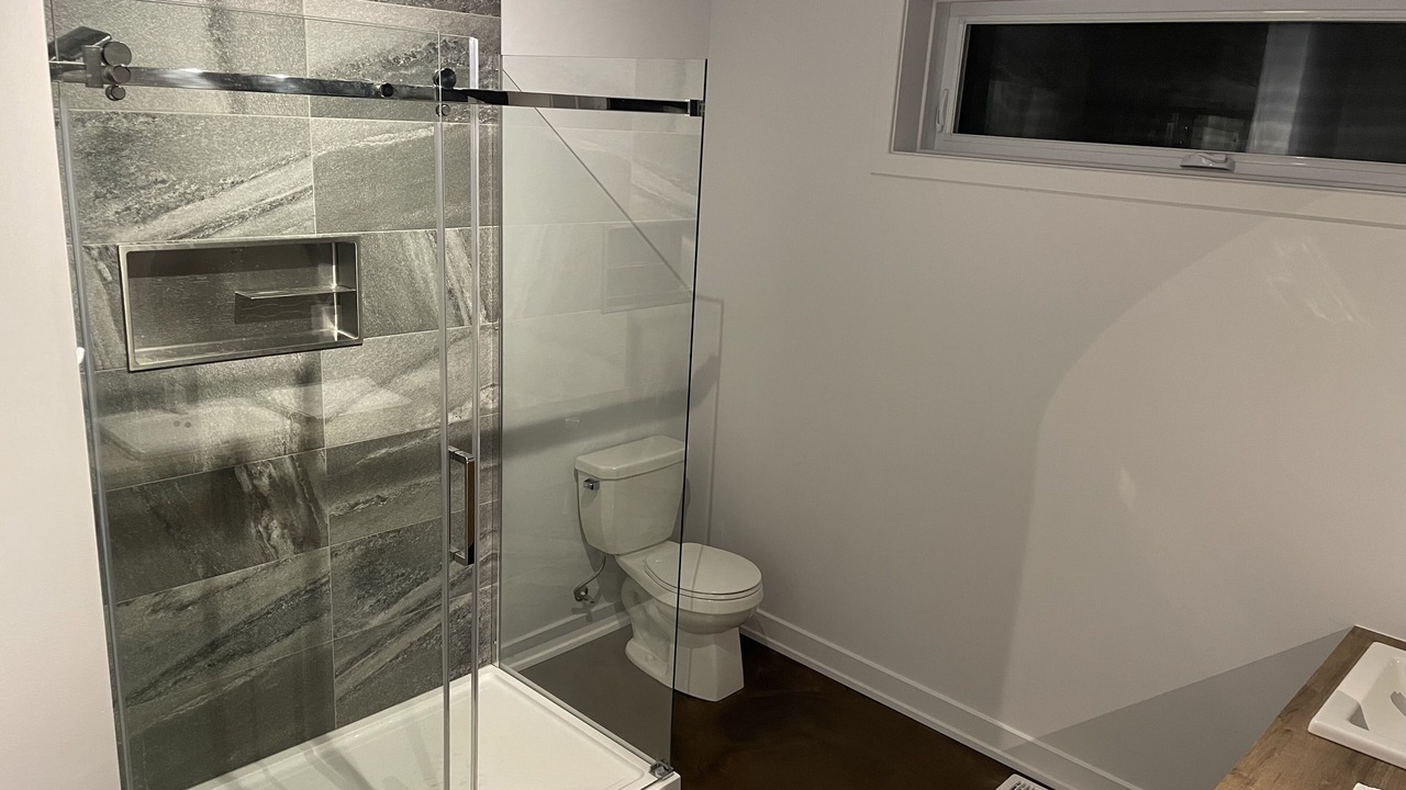 Photo of Bathroom in Val-des-Monts