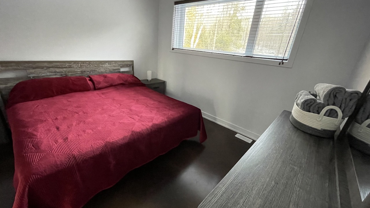 Photo of Bedroom in Val-des-Monts