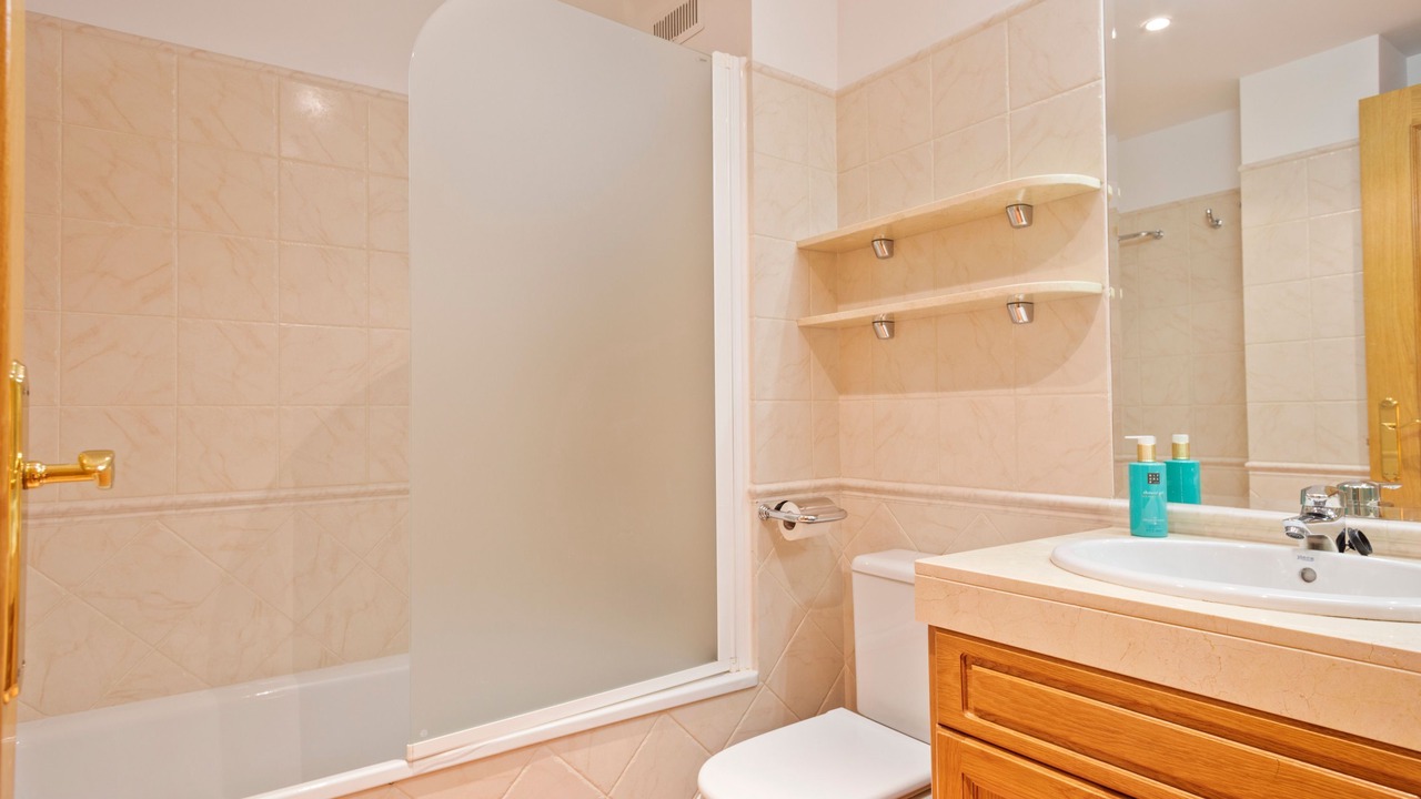 Photo of Bathroom in Prats