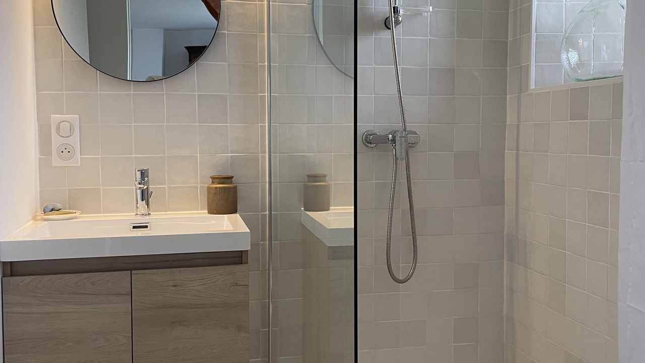 Photo of Bathroom in Breau-et-Salagosse
