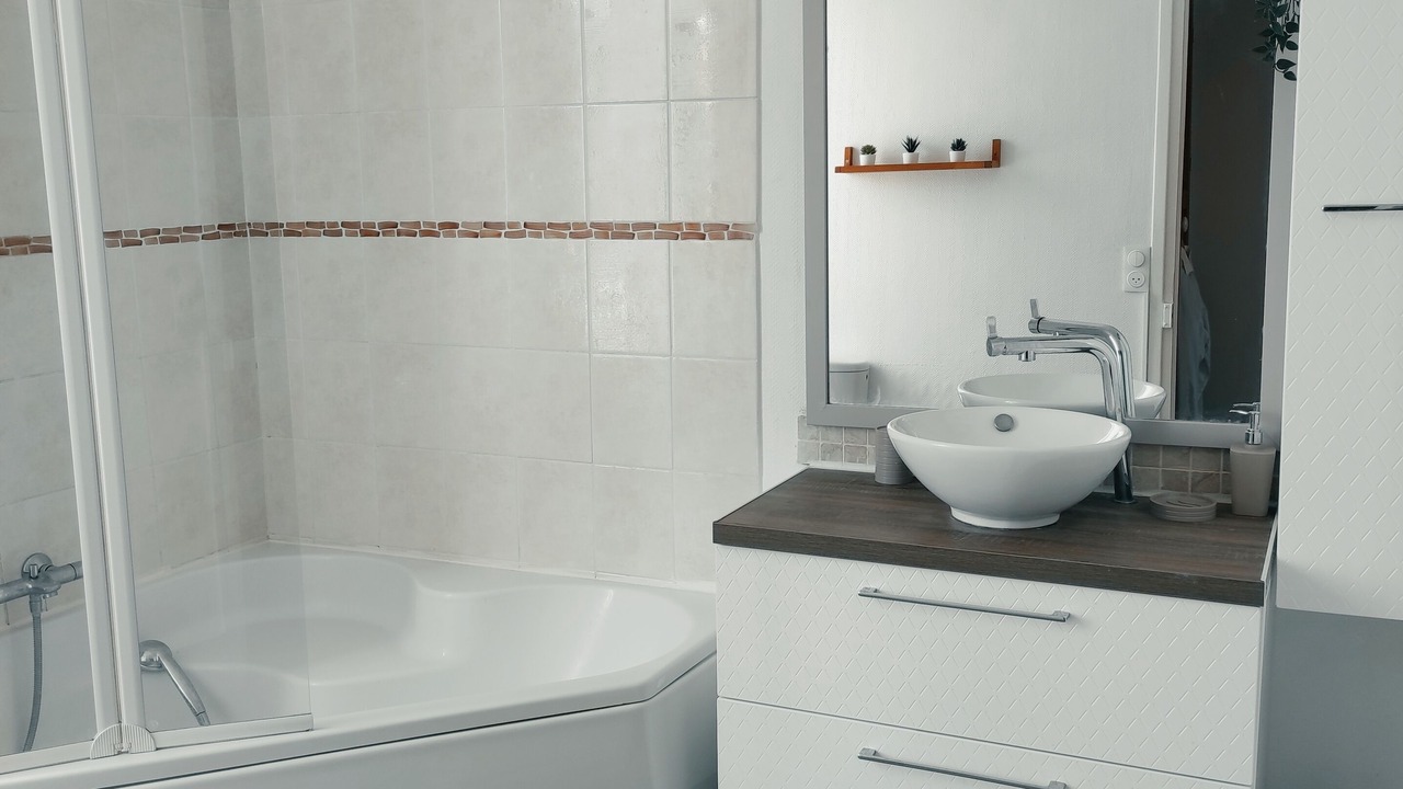 Photo of Bathroom in Saint-Acheul