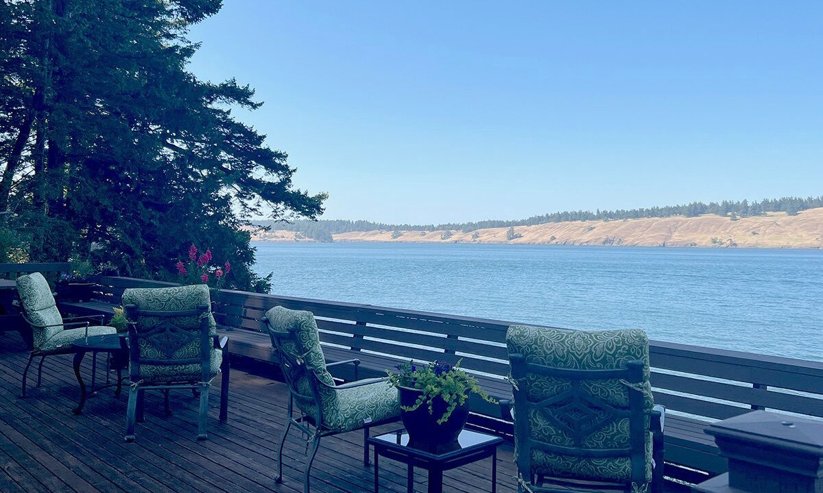 Photo of Patio Balcony in Roche Harbor