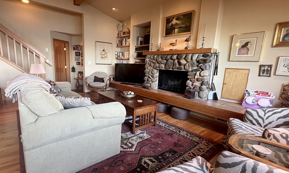 Photo of Livingroom in Roche Harbor