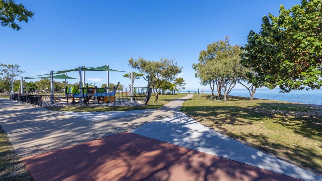 Photo of Others in Bongaree