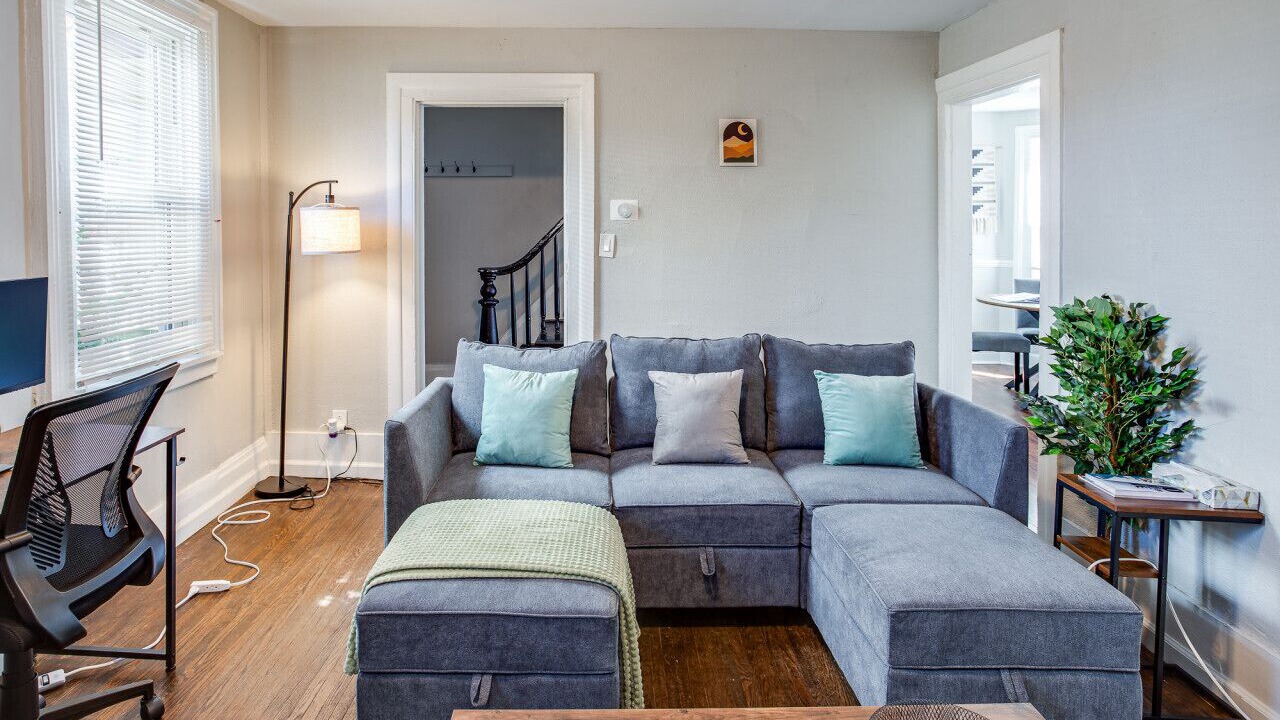 Photo of Livingroom in Downtown Rochester