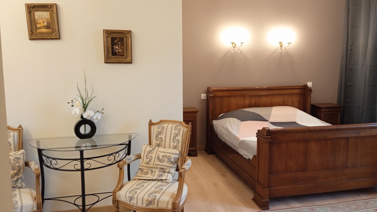 Photo of Bedroom in Charbogne