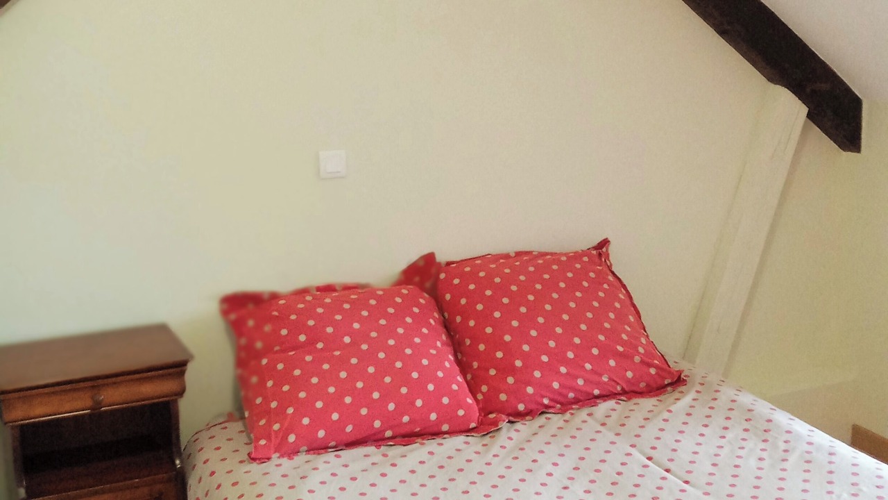 Photo of Bedroom in Charbogne