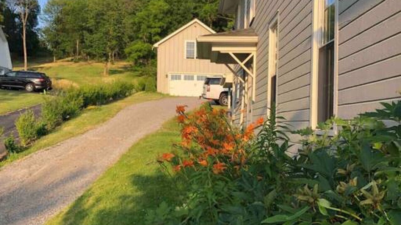 Photo of Outdoor in Livonia