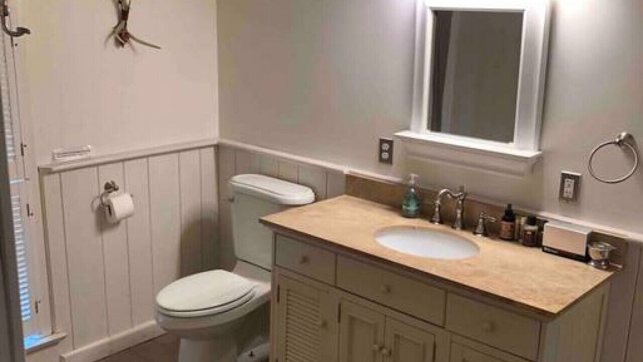 Photo of Bathroom in Livonia