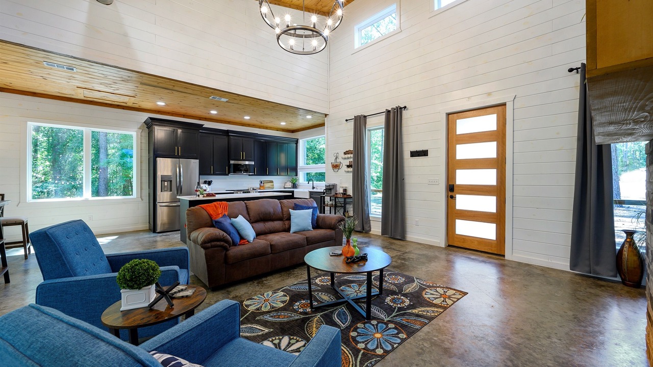 Photo of Livingroom in Broken Bow