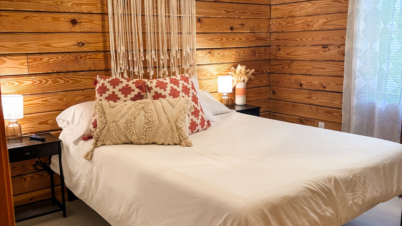 Photo of Bedroom in Rock Island