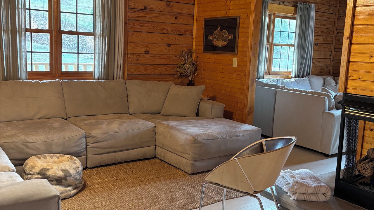 Photo of Livingroom in Rock Island