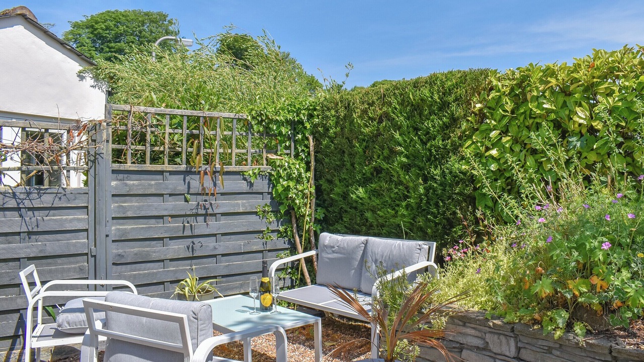 Photo of Others in Cark