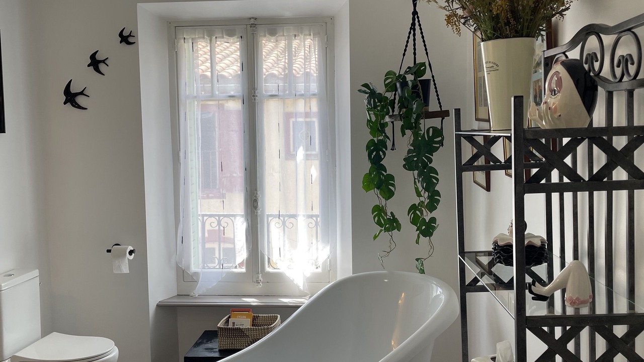 Photo of Bathroom in Quillan