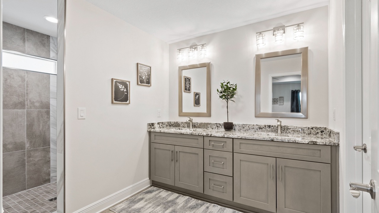 Photo of Bathroom in Navarre