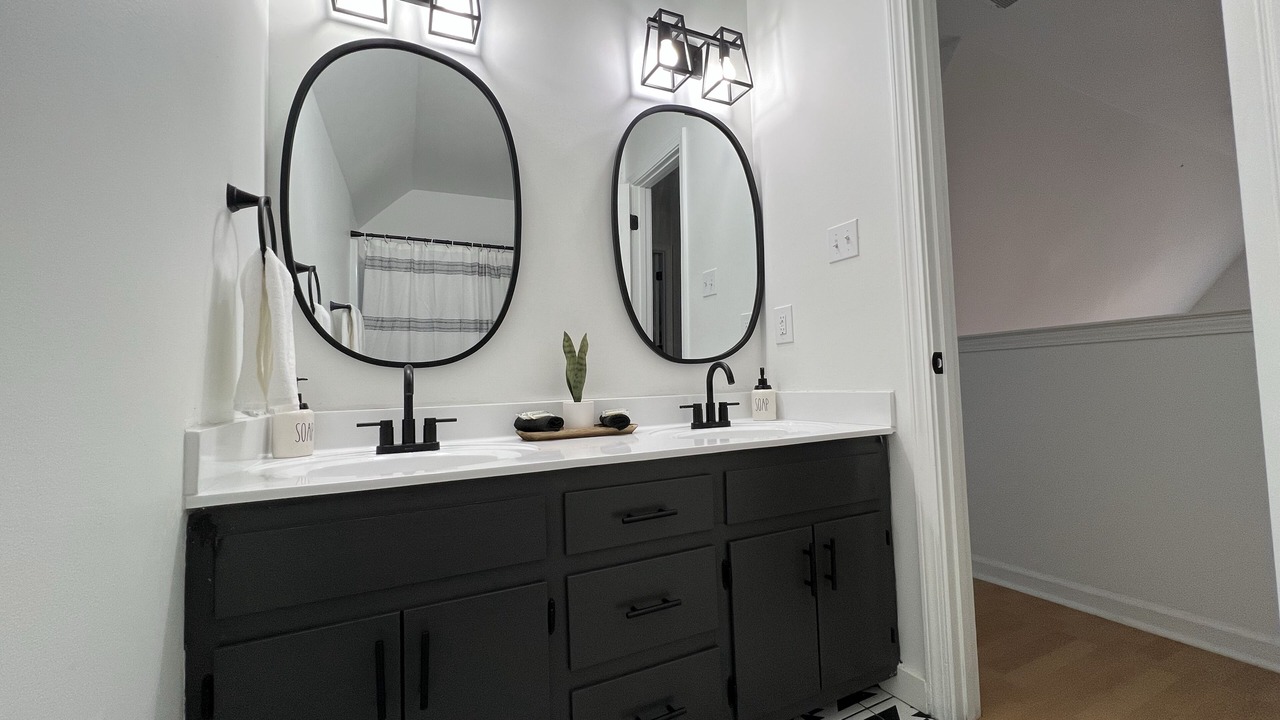 Photo of Bathroom in Marion