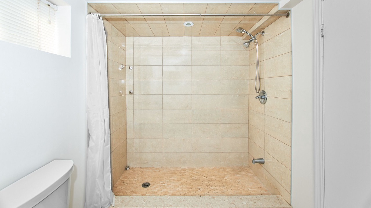 Photo of Bathroom in Aurora