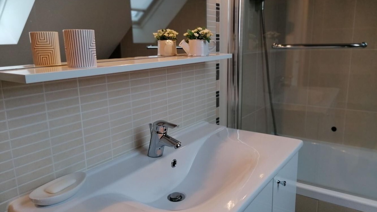 Photo of Bathroom in Marigne-Peuton