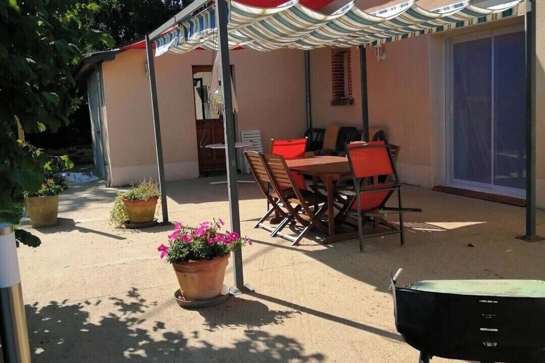Photo of Outdoor in Marigne-Peuton
