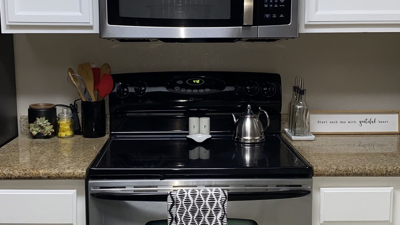 Photo of Kitchen in Canyon Gate