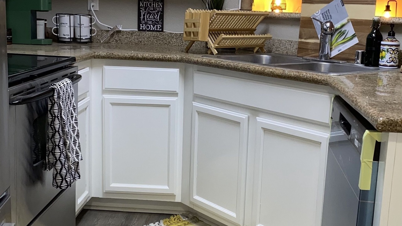 Photo of Kitchen in Canyon Gate