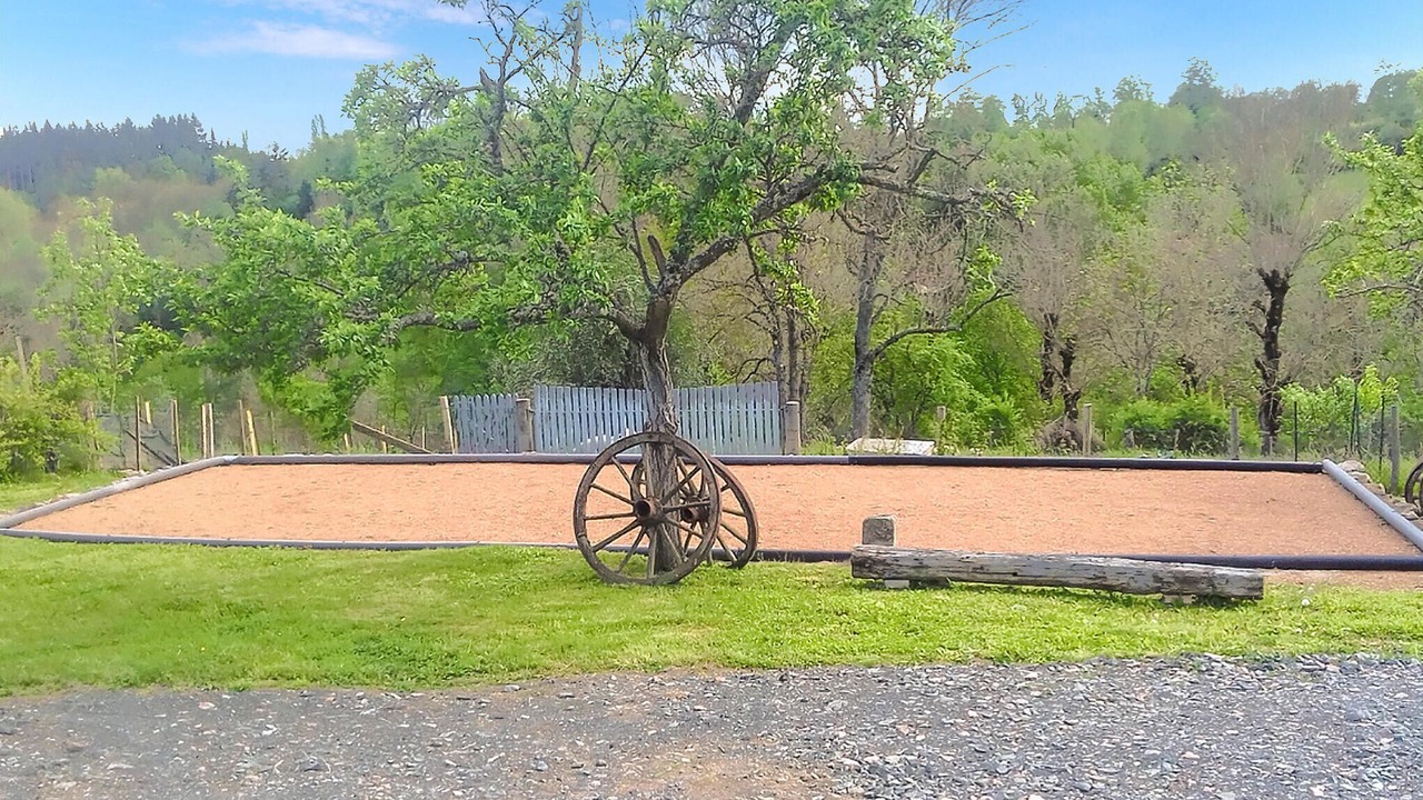 Photo of Others in Champoly