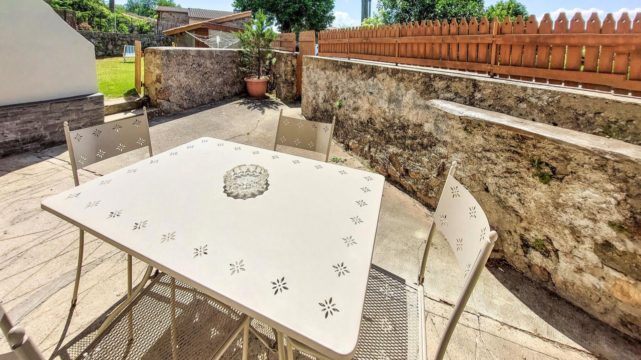 Photo of Others in Champoly