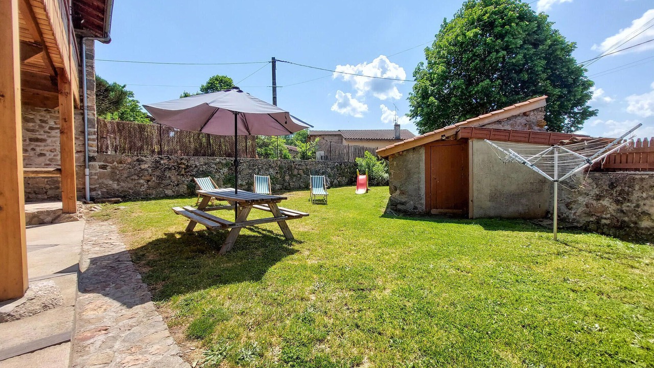 Photo of Others in Champoly