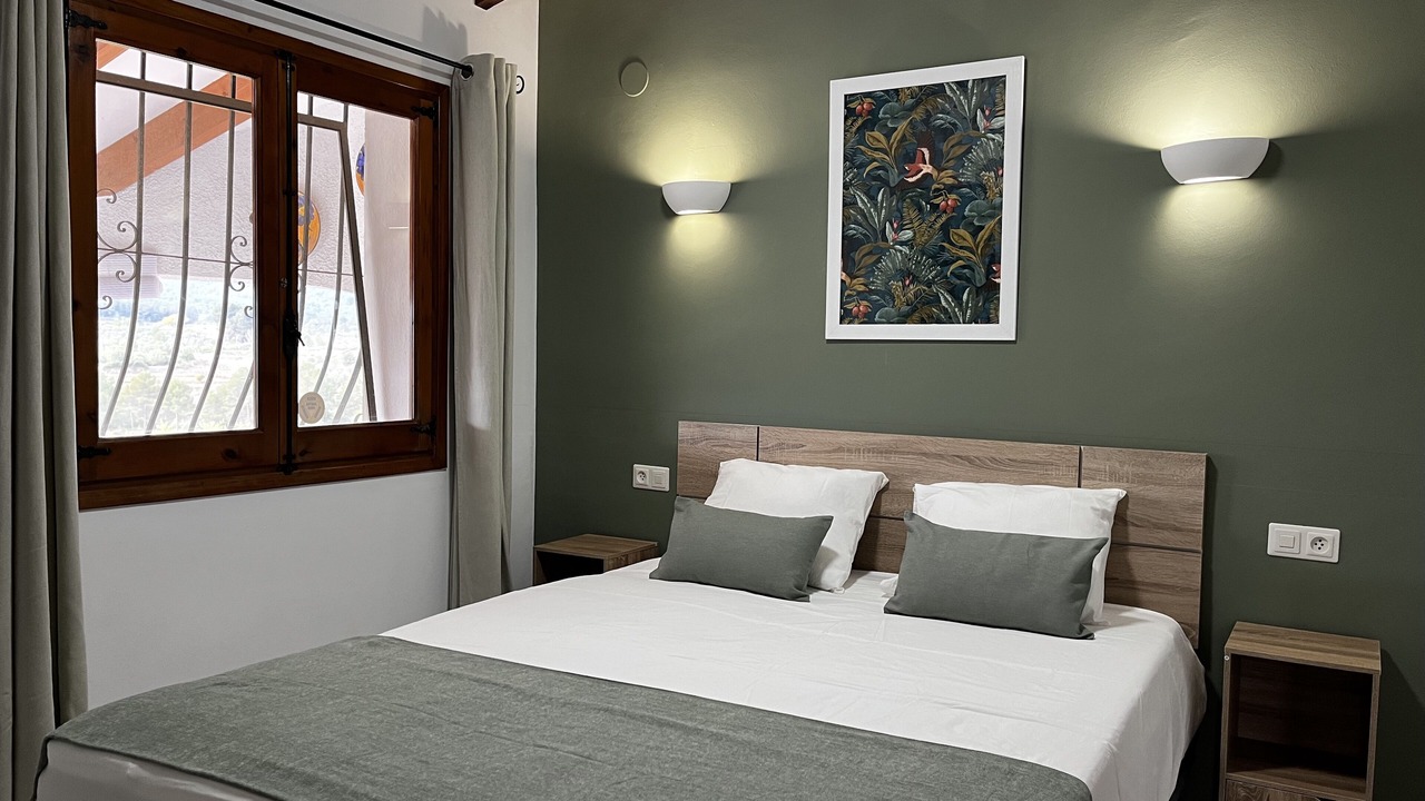 Photo of Bedroom in Alcalali