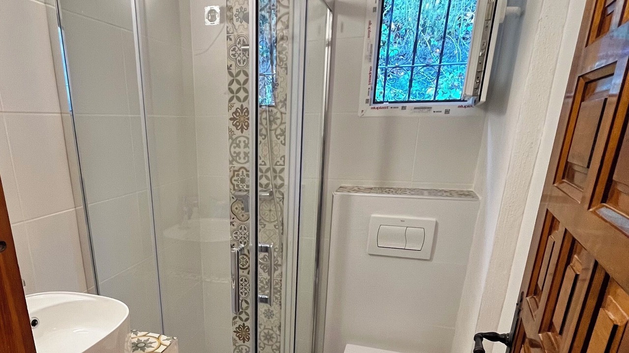 Photo of Bathroom in Alcalali