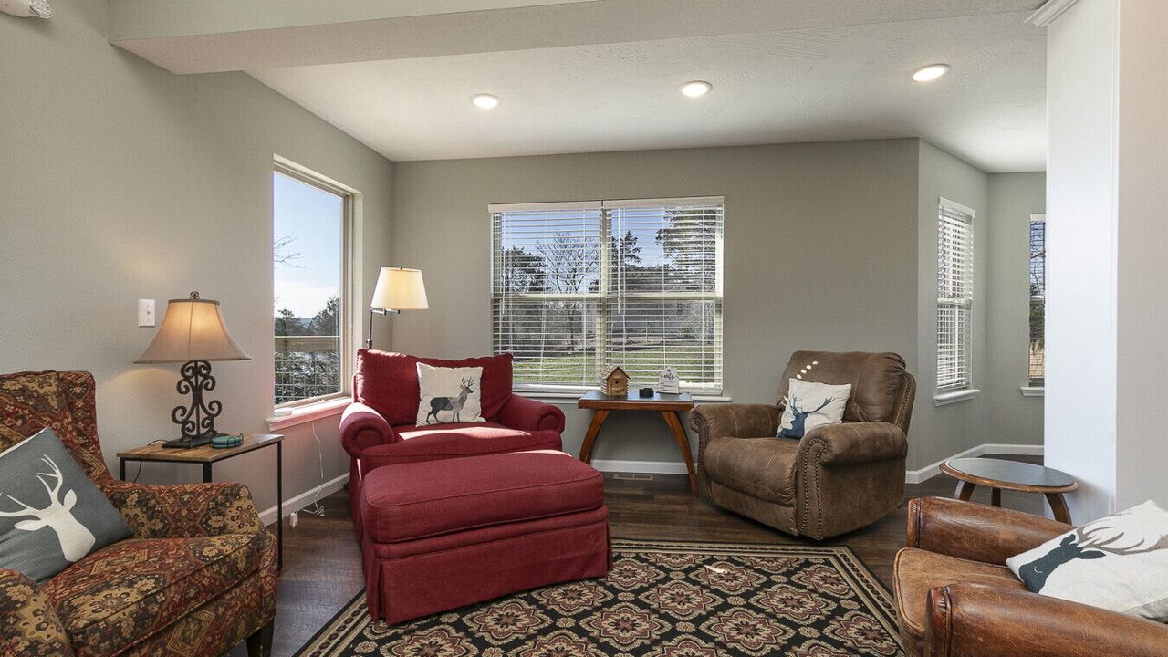 Photo of Bedroom in Kirbyville