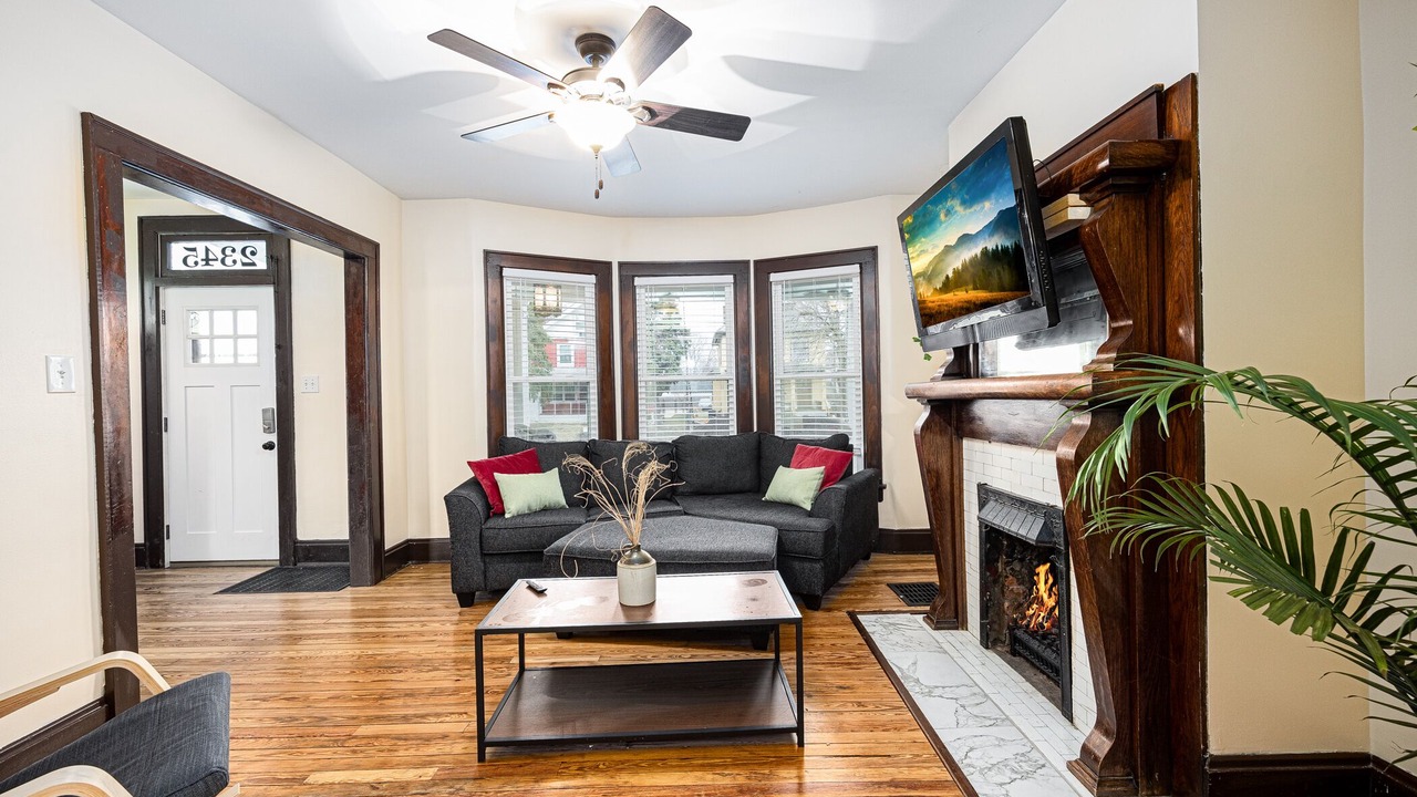 Photo of Livingroom in Old North Columbus