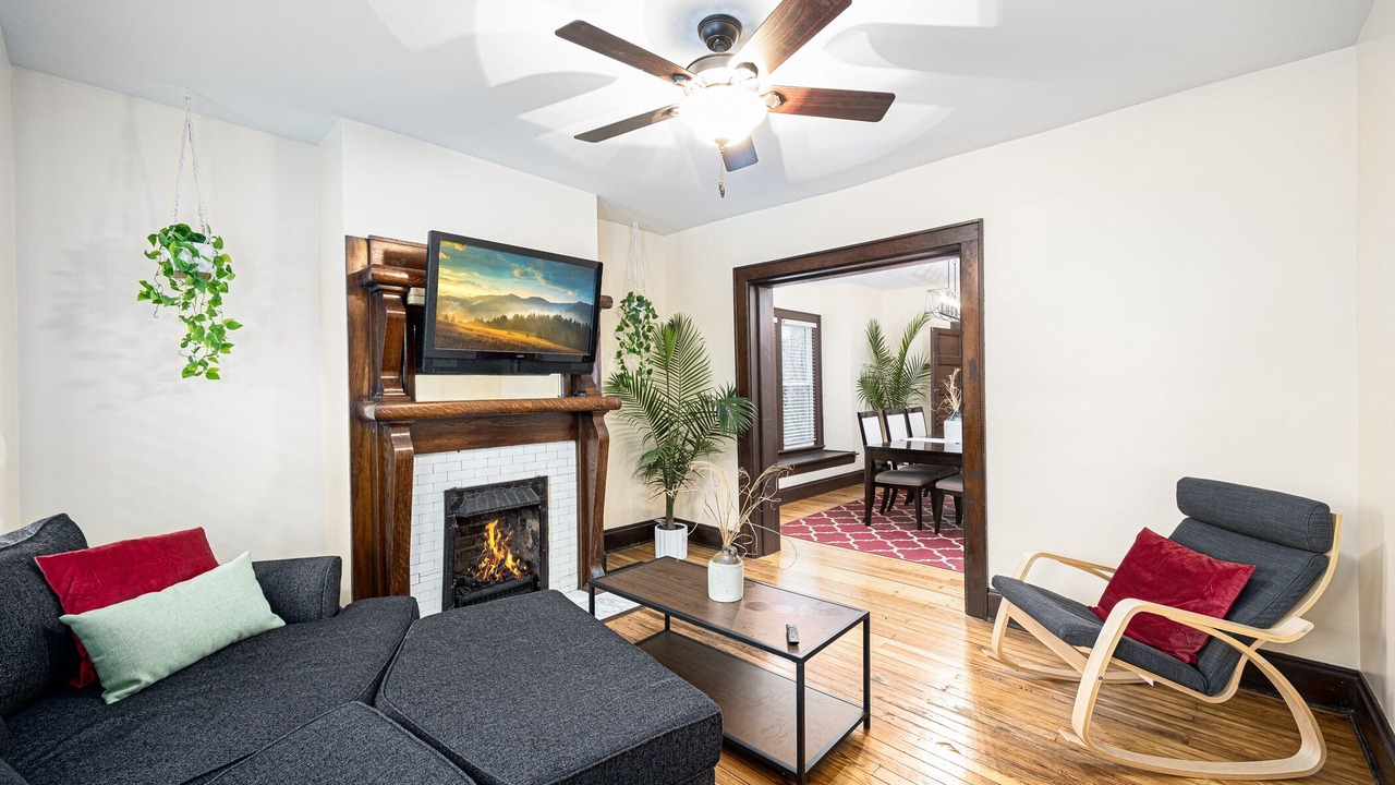 Photo of Livingroom in Old North Columbus