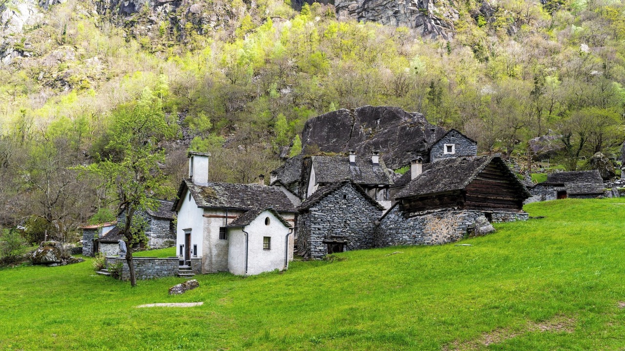 Photo of Others in Cevio