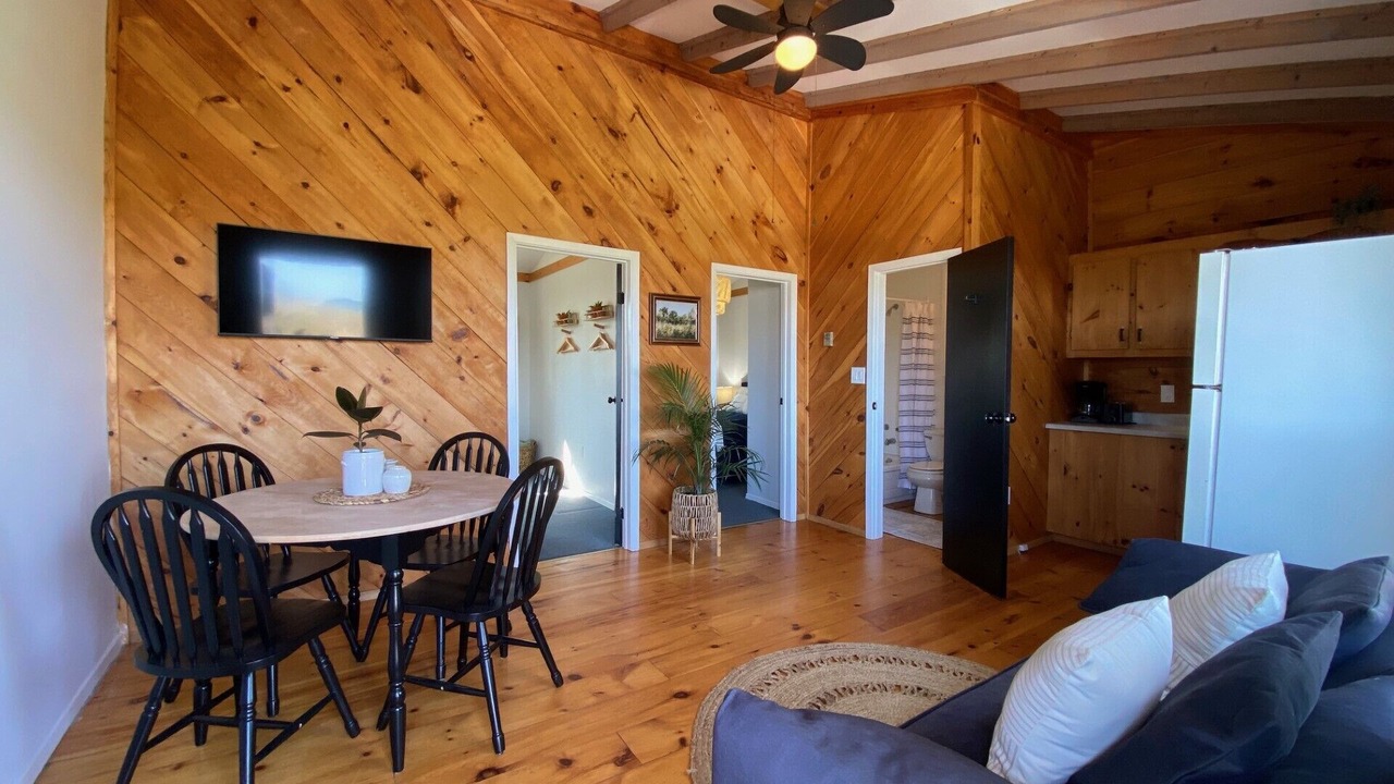 Photo of Livingroom in French River