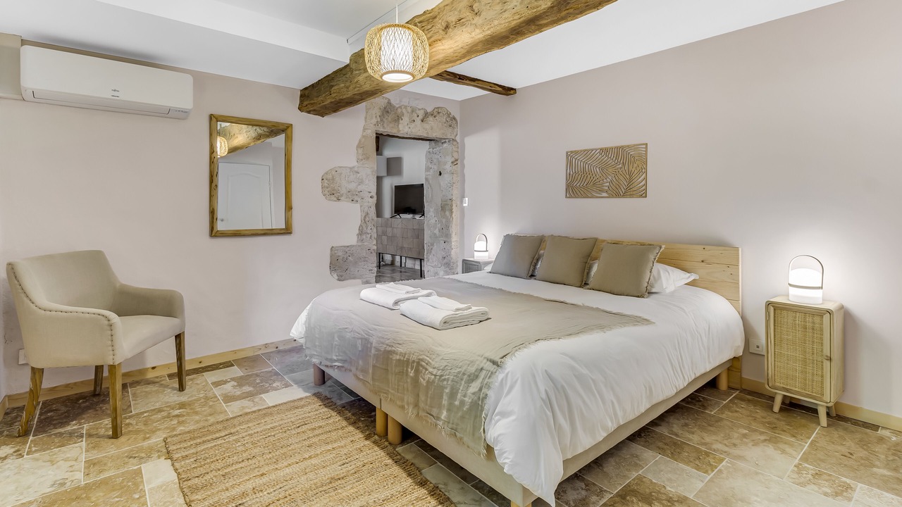 Photo of Bedroom in Saint-Leonard