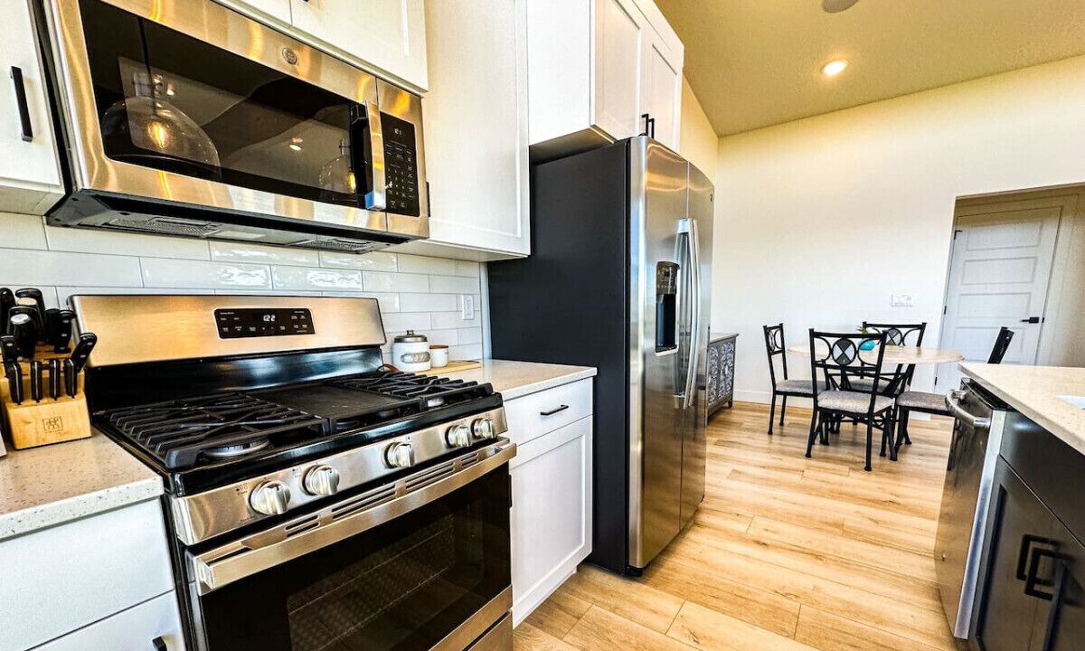Photo of Kitchen in Mammoth Creek