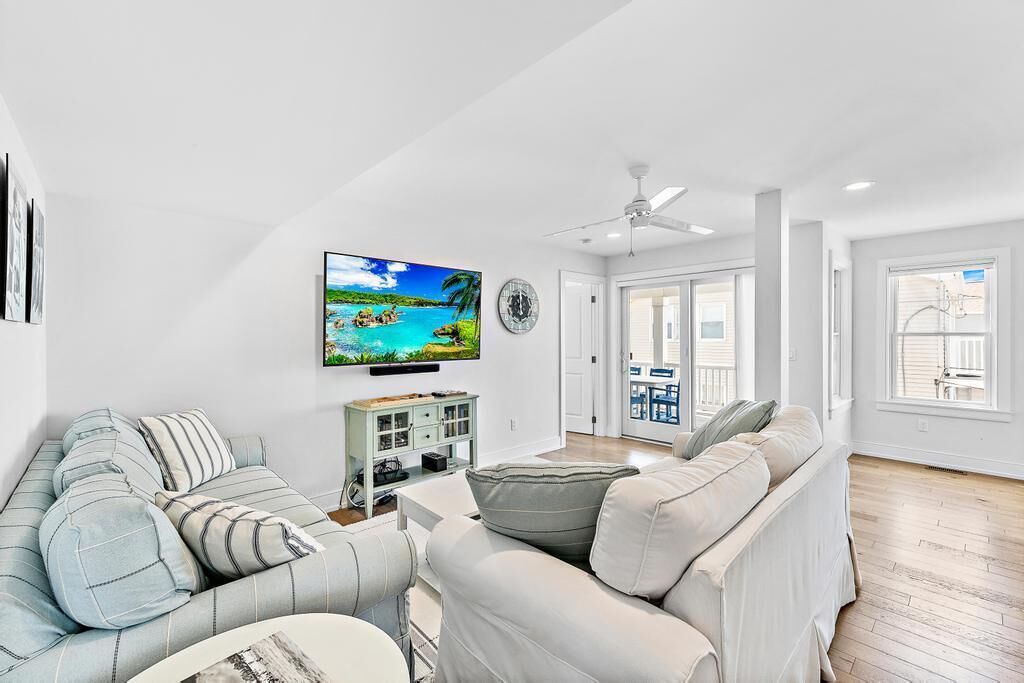 Photo of Livingroom in South Beach Haven