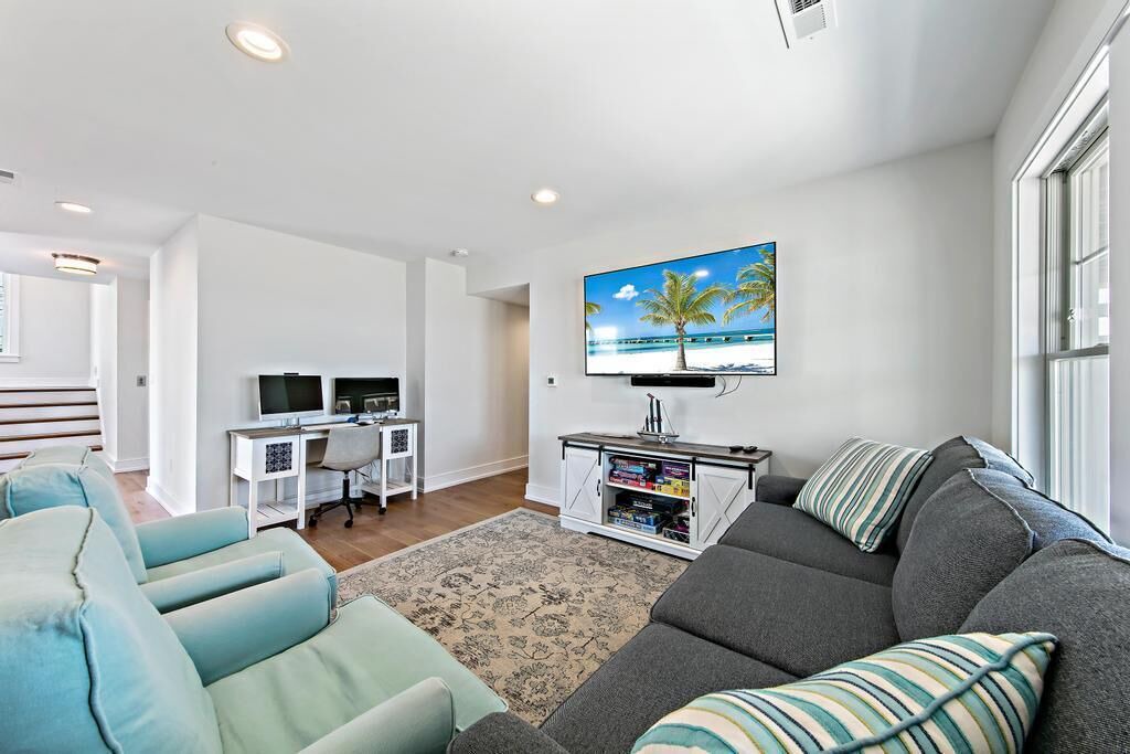 Photo of Livingroom in South Beach Haven