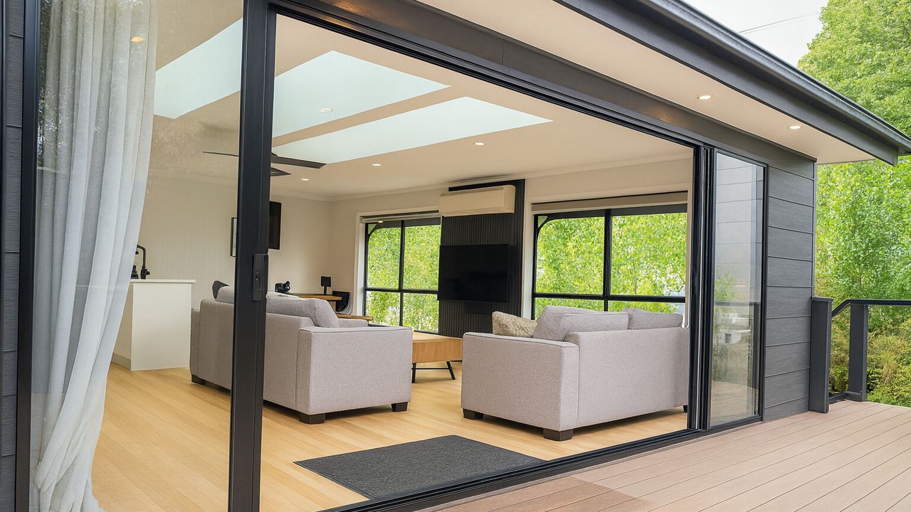 Photo of Others in Rhyll