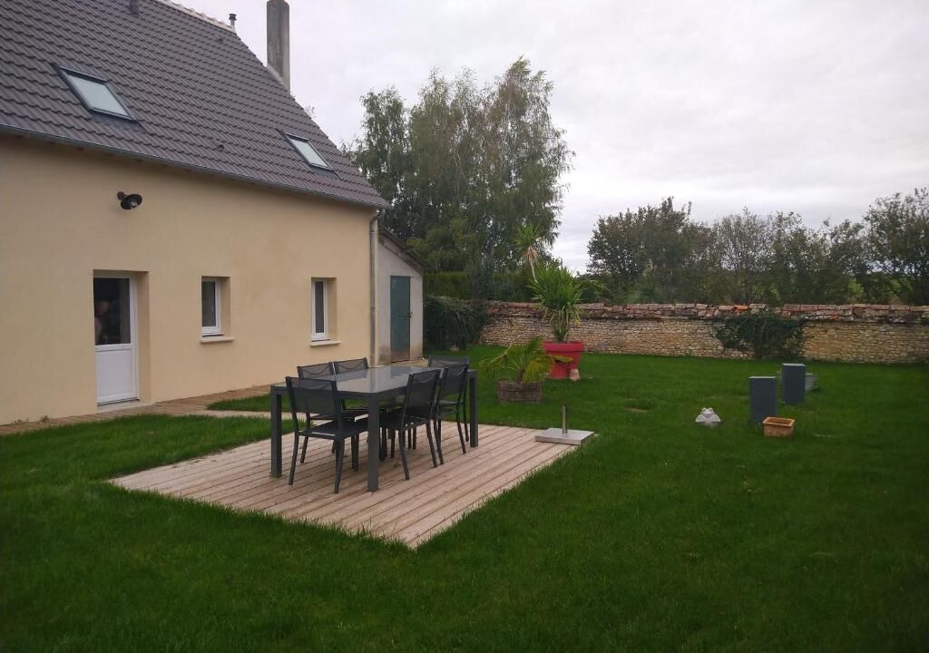 Photo of Outdoor in Souge
