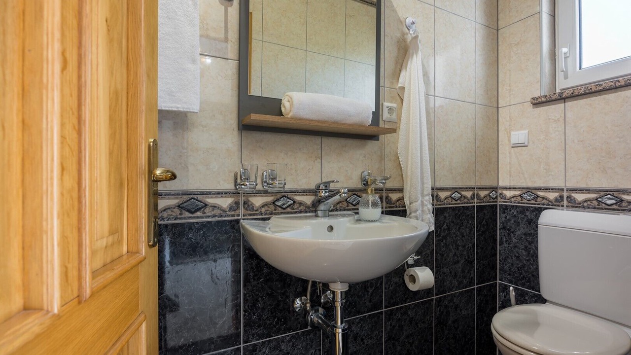 Photo of Bathroom in Antonci