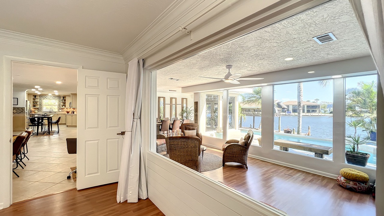 Photo of Others in Cocoa Isles