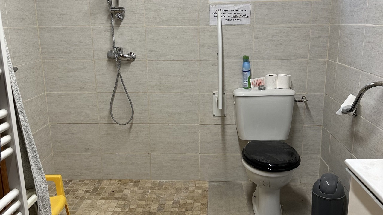 Photo of Bathroom in Molieres-Cavaillac