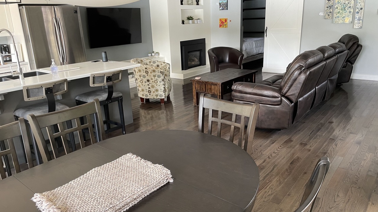 Photo of Others in Front of Yonge