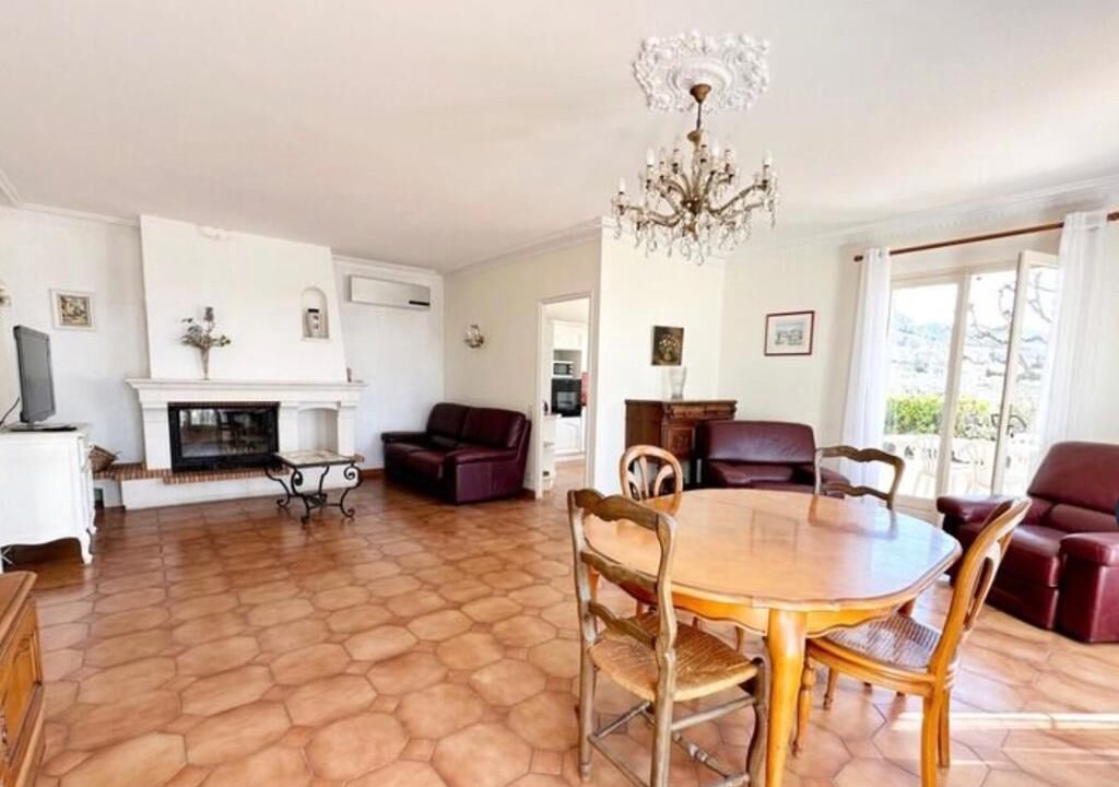 Photo of Others in Seguret