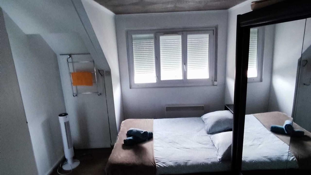Photo of Bedroom in Le Chesnay