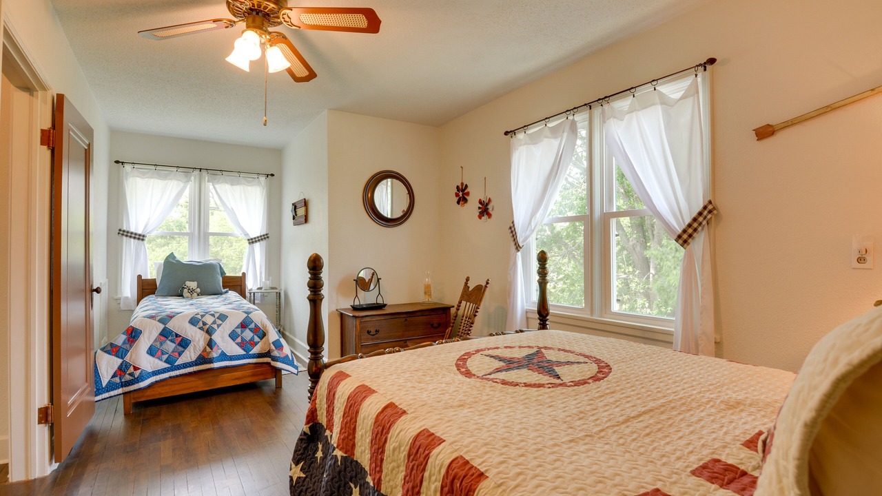 Photo of Bedroom in Sheldon