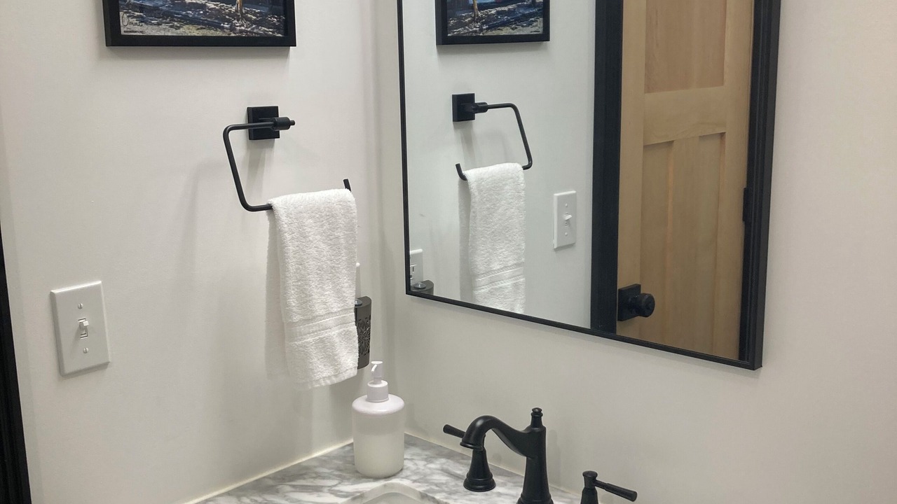 Photo of Bathroom in Rocheport