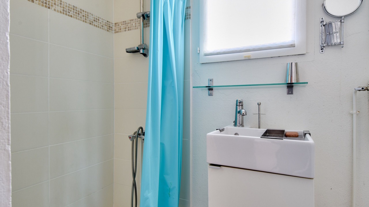 Photo of Bathroom in La Gueriniere